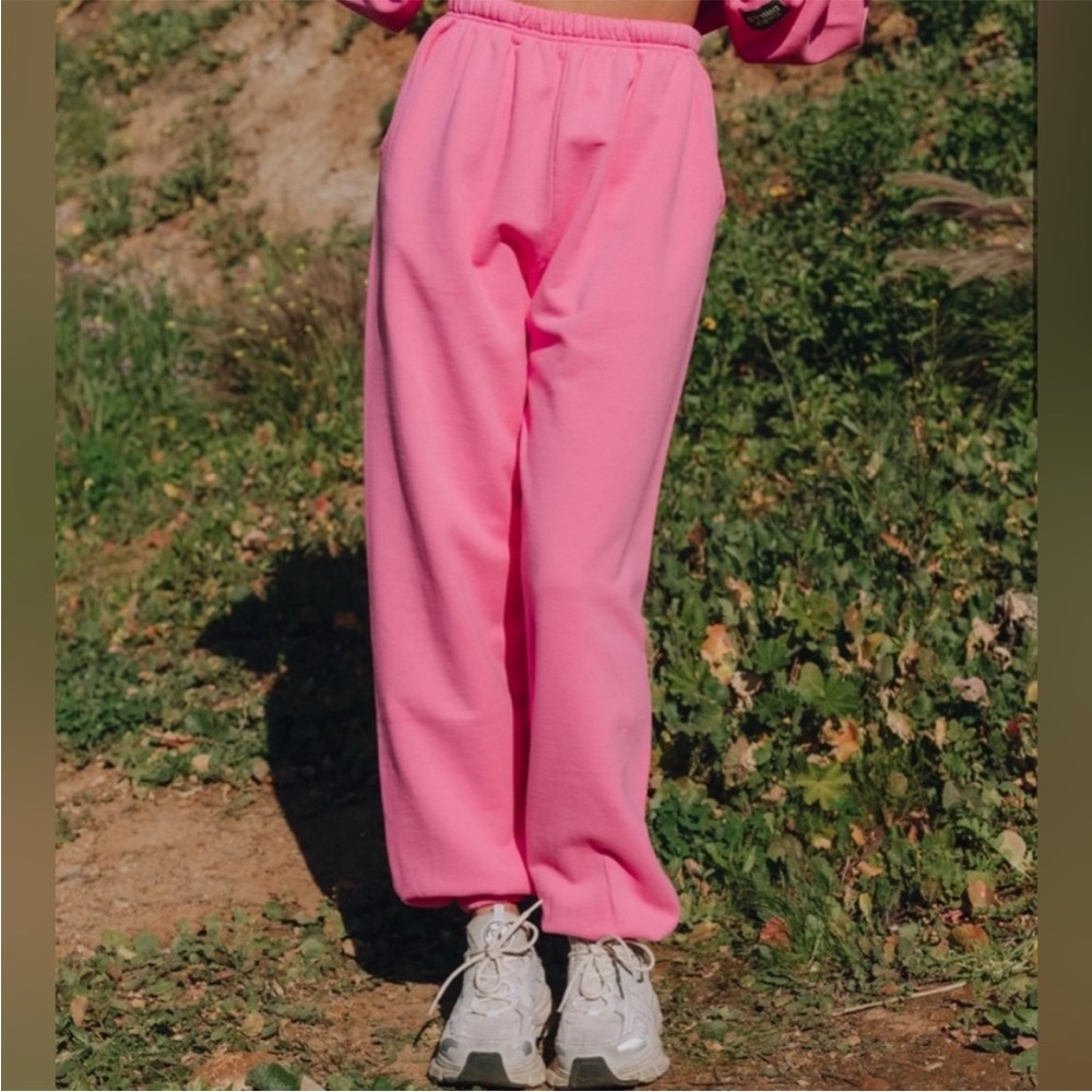 DAILY DRILLS pink sweatpants💕